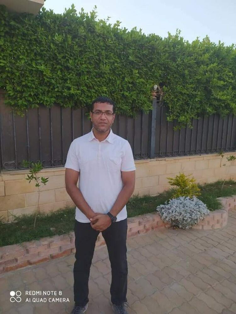  28922171  Khaled, 43 ,    Al Ghardaqah