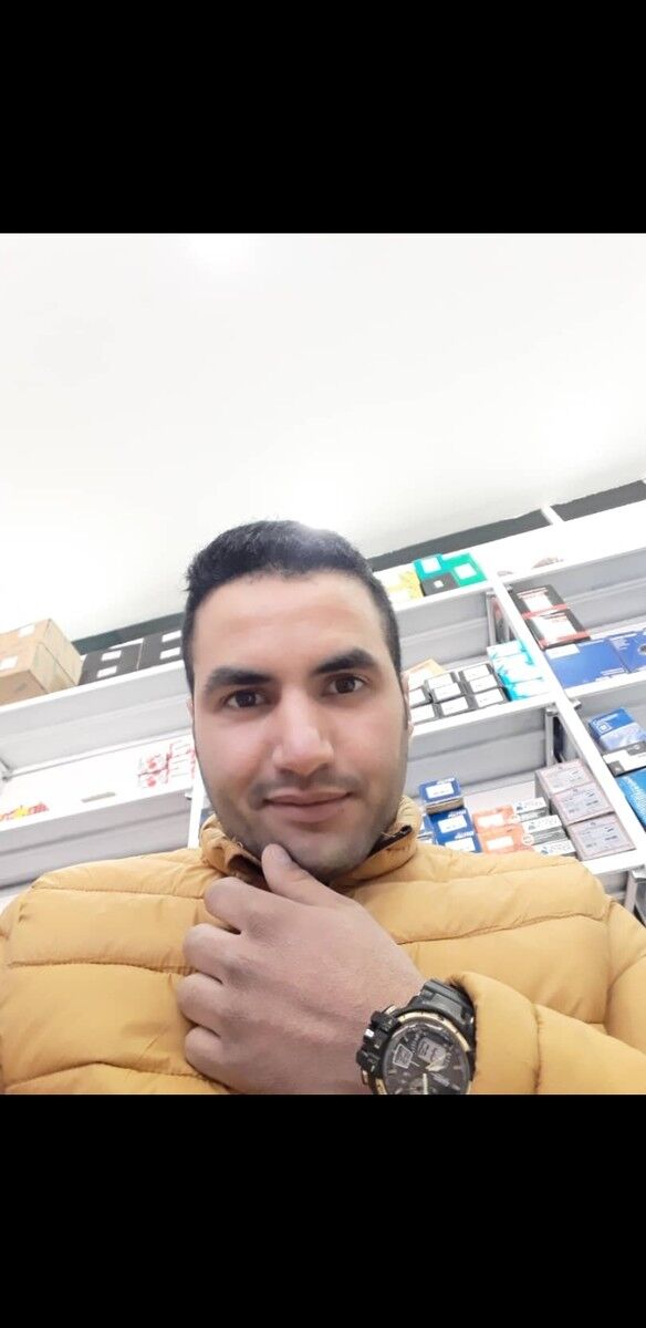  Algiers,   Yaya, 31 ,   ,   , c 