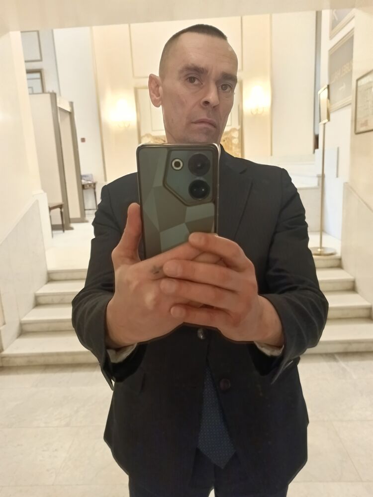  50242171  , 52 ,    