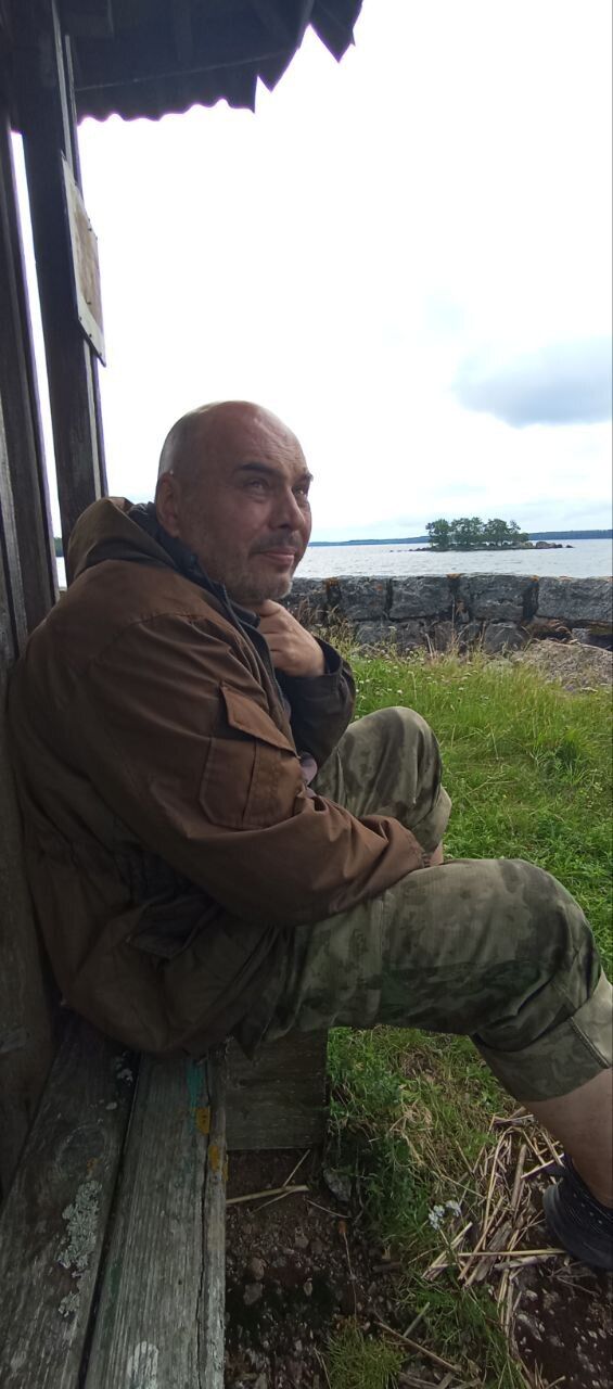  54546571  Andrey, 52 ,    -