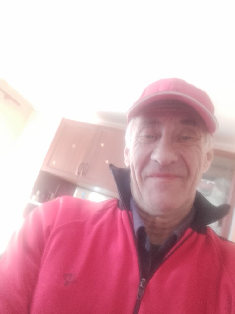  30990821  Alexei, 66 ,    