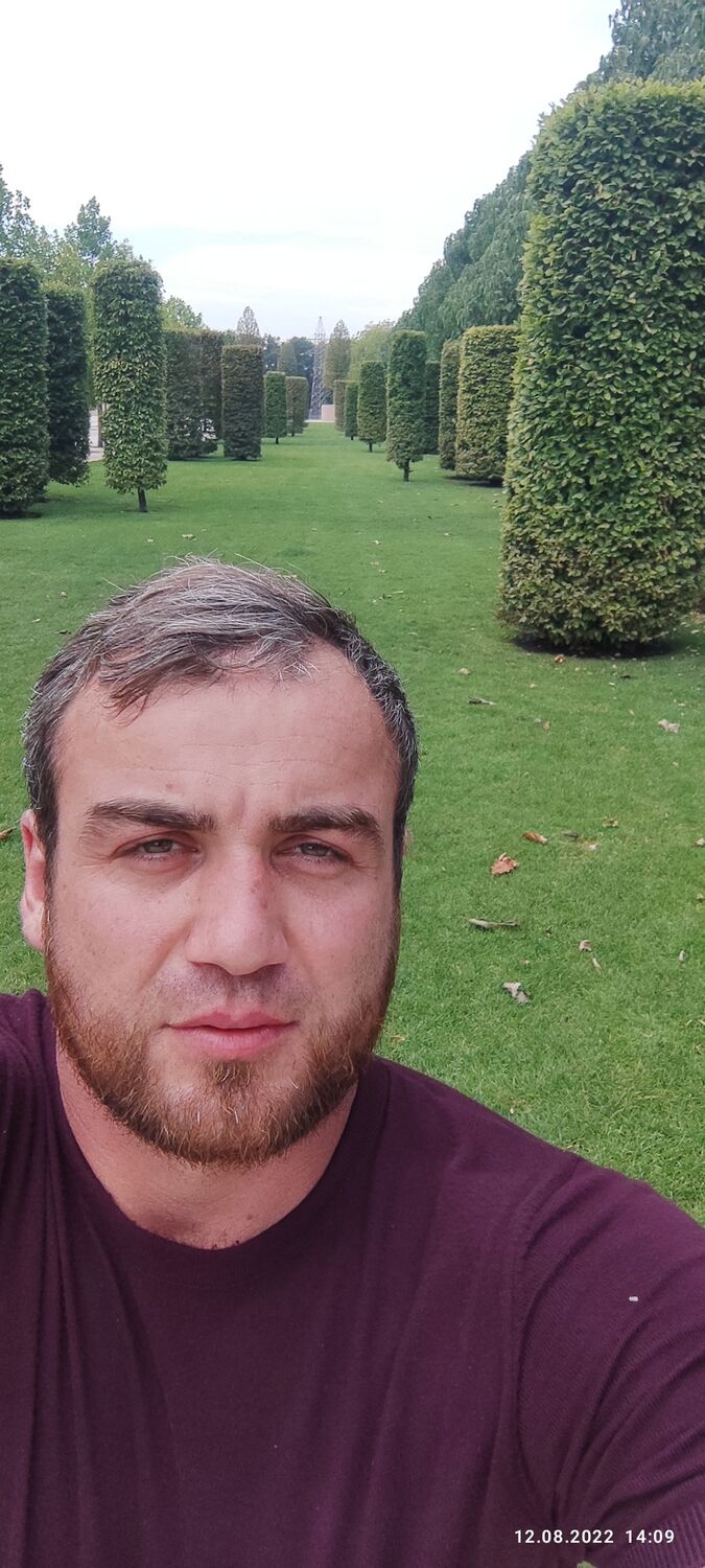  28530011  Gasan, 37 ,    