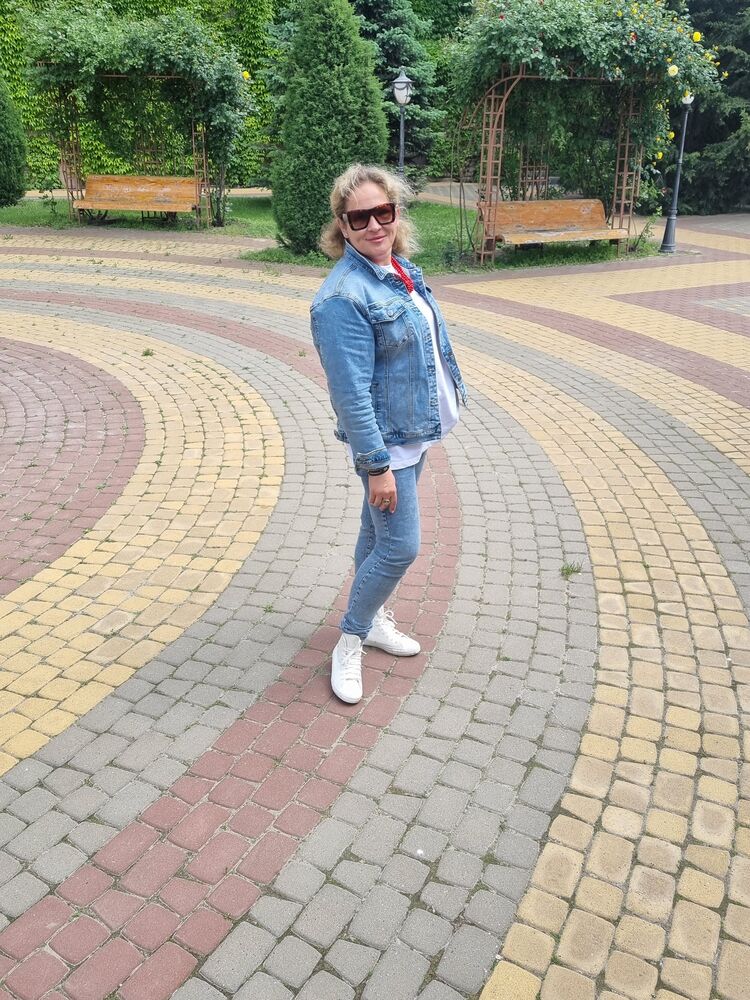  51751301  , 41 ,    --