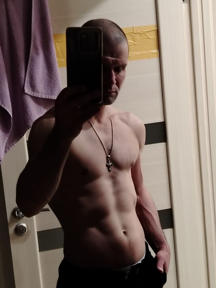  54707971  Ilya, 38 ,    