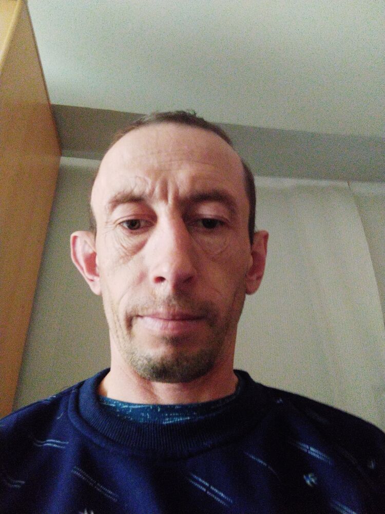 26238251  , 42 ,    