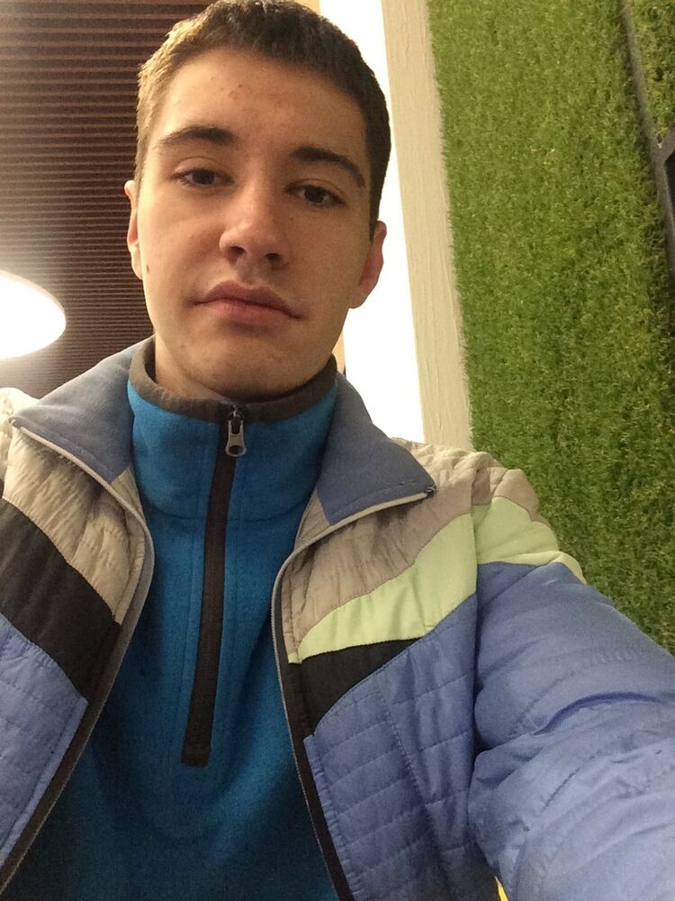  9307521  Dan, 28 ,    