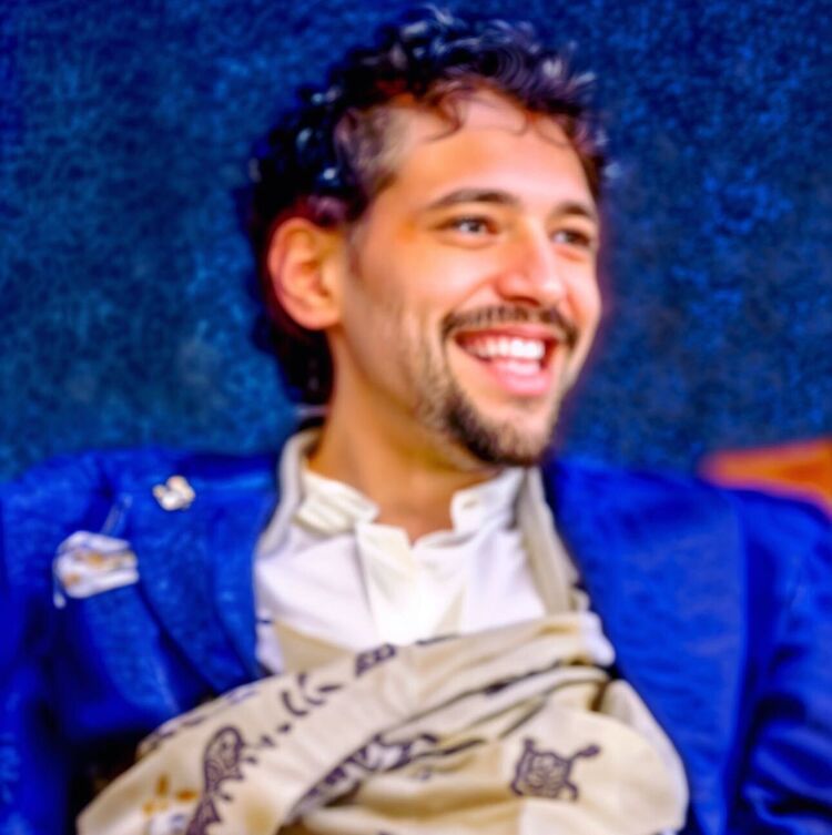  54049601  Abdo, 28 ,    -