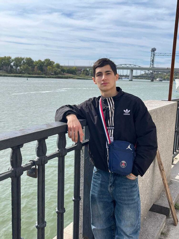 ���� 54884561 ����� Mukhdar, 20 ���, ���� ���������� � �������-��-����