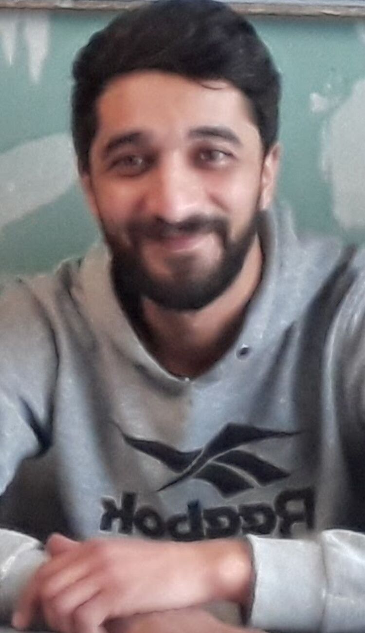  35258271  , 37 ,    
