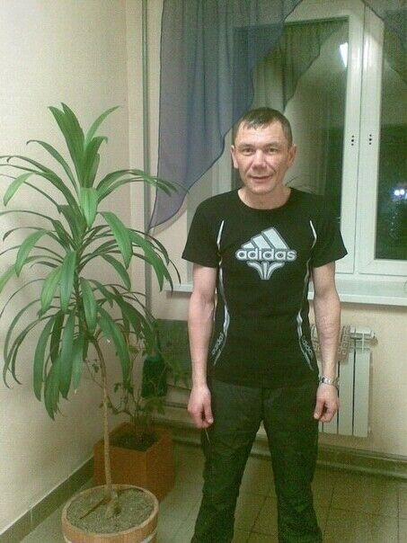  20228891  Alecsandr, 45 ,    