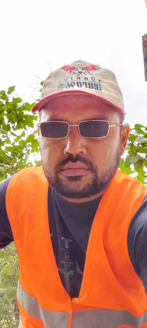  ,   Husnoro, 29 ,   ,   