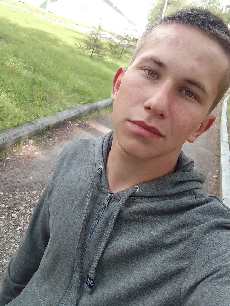  36647951  , 22 ,    