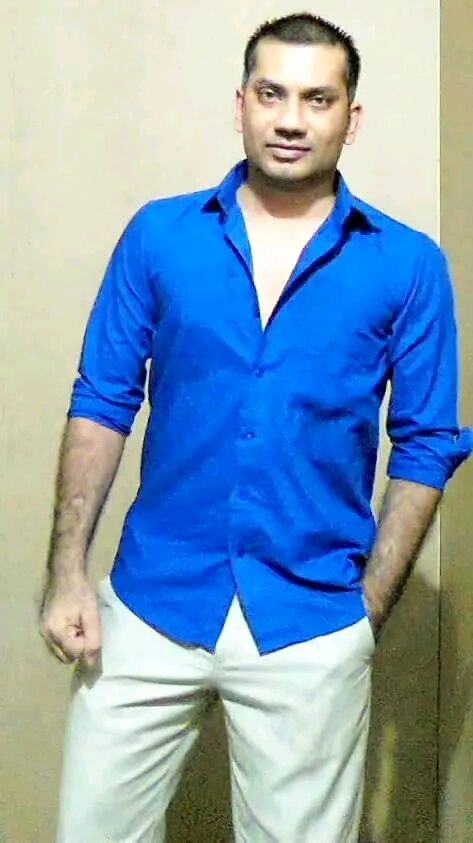  ,   Aanam, 28 ,   ,   