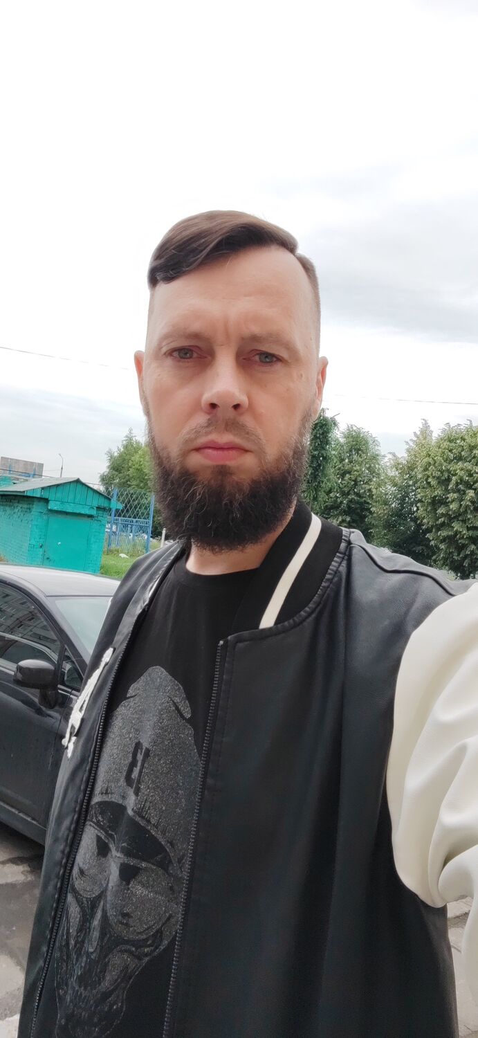  ,   Sergey, 38 ,   ,   
