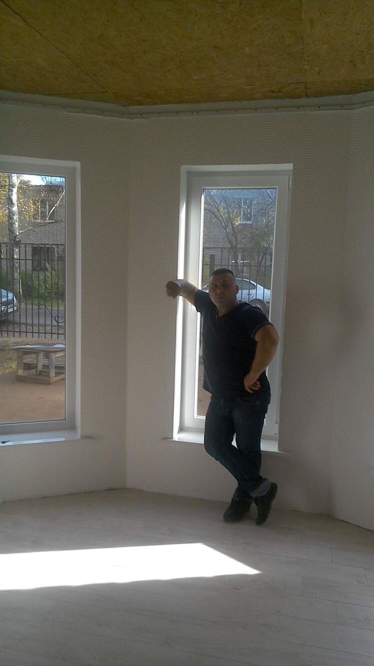  48714631  Alexandr, 50 ,    -