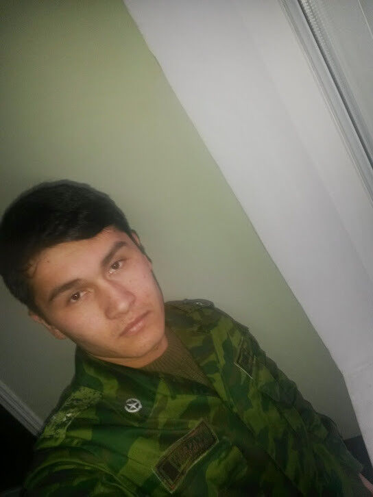  5992961  Salohidin, 35 ,    