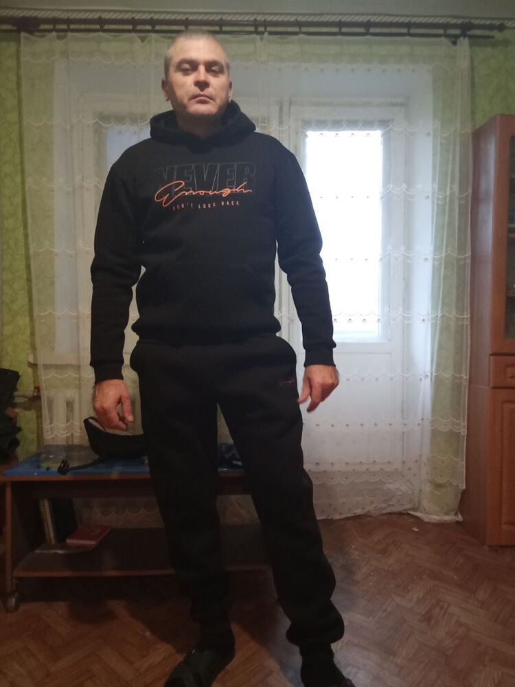  49913481  , 37 ,    
