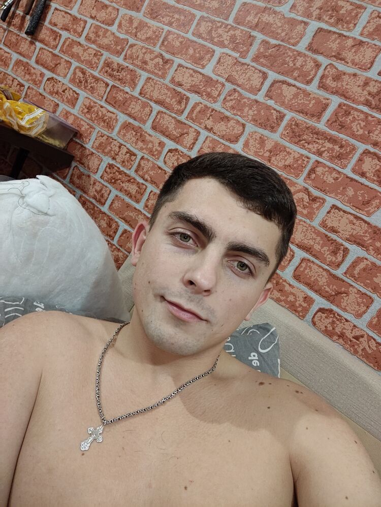  ,   Alexander, 28 ,   ,   