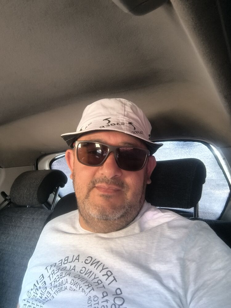  53171861  Jorayev, 42 ,    