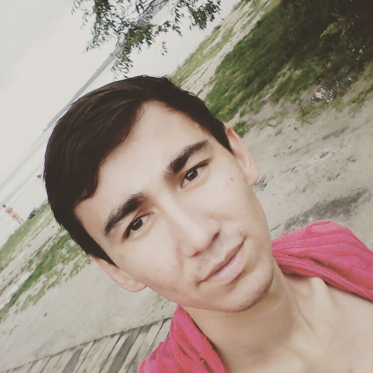  ,   Bakhrom, 31 ,   ,   , c 