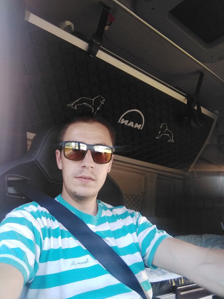  -,   Sergej, 35 ,   ,   