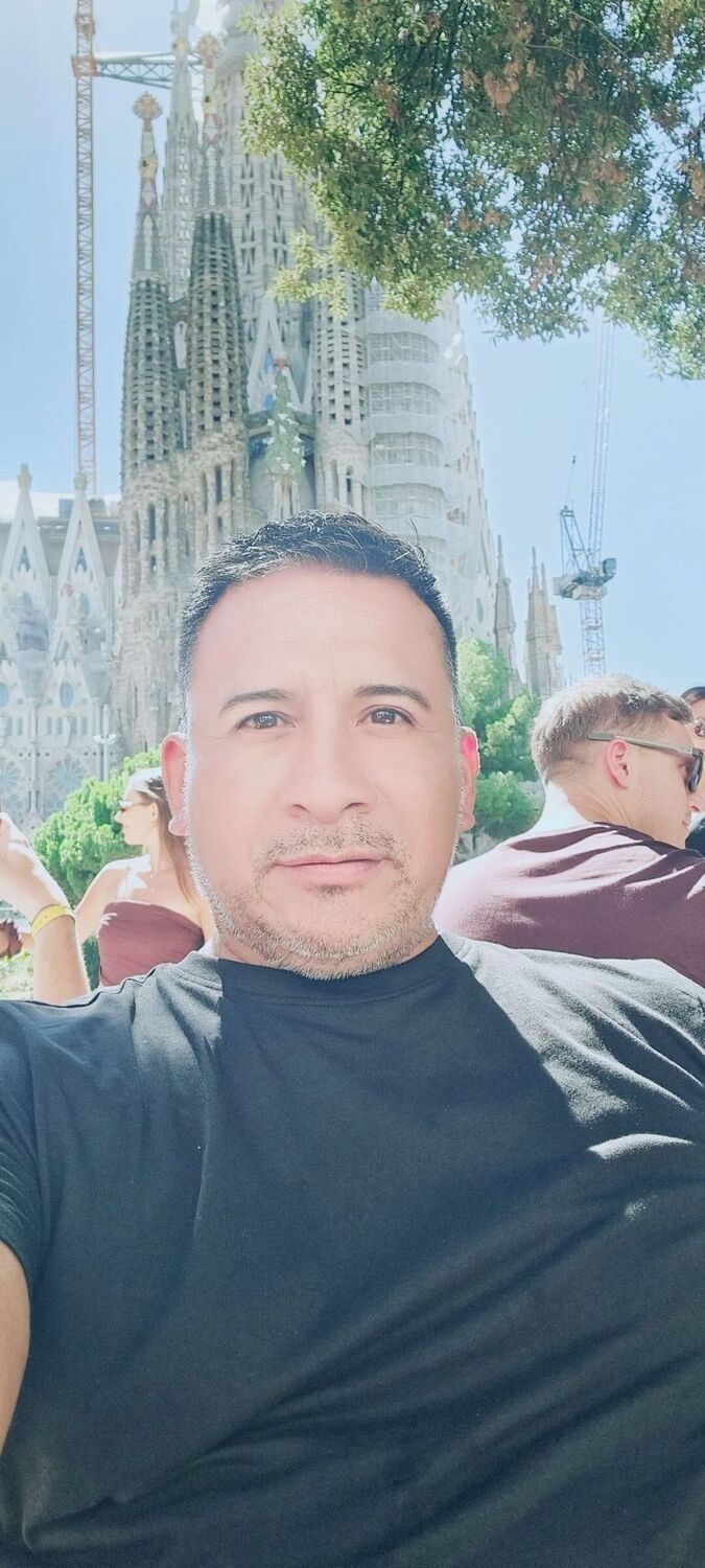  54048221  Ramiro, 45 ,    Barcelona