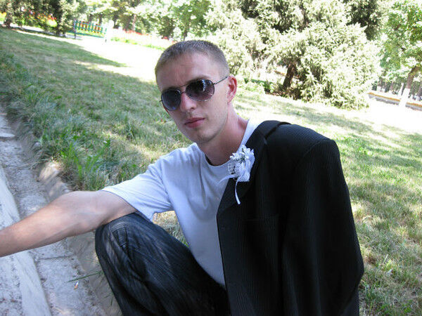  10592321  XXX, 40 ,    