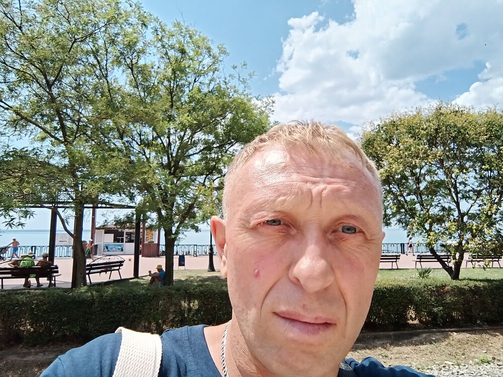  53962591  Ivan, 45 ,    