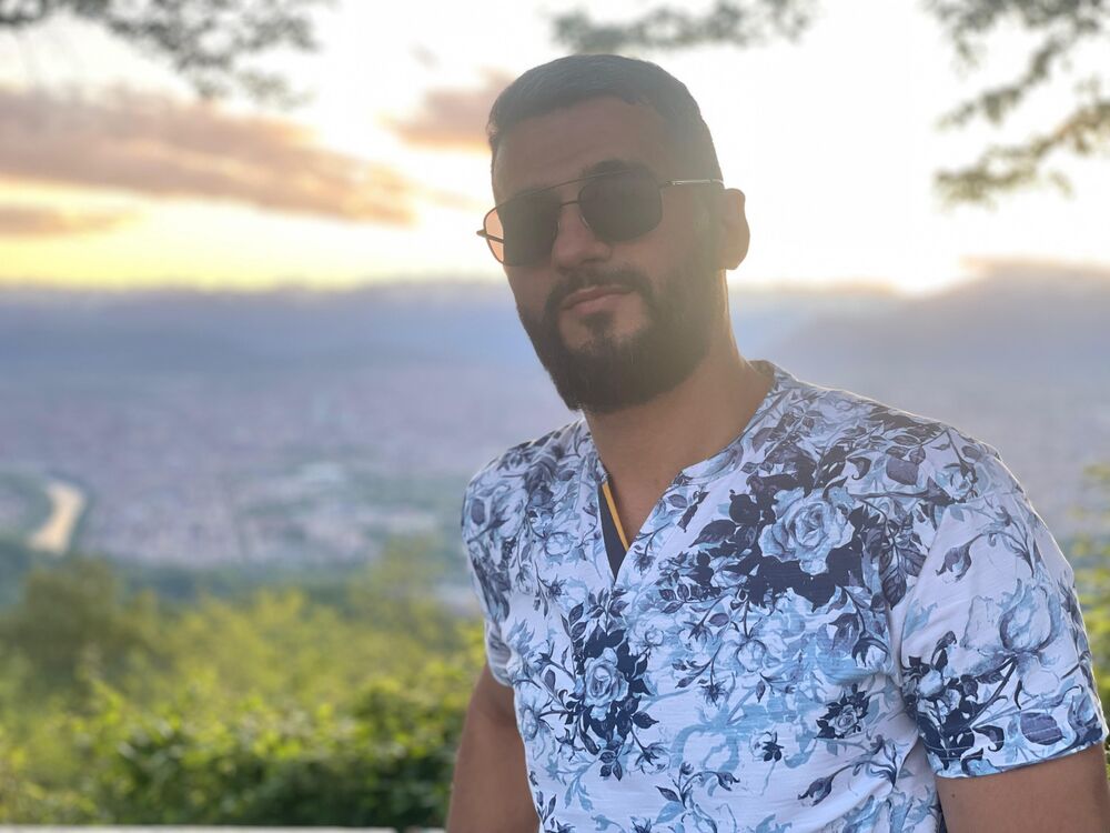  Boom,   Rovshan, 43 ,   ,   