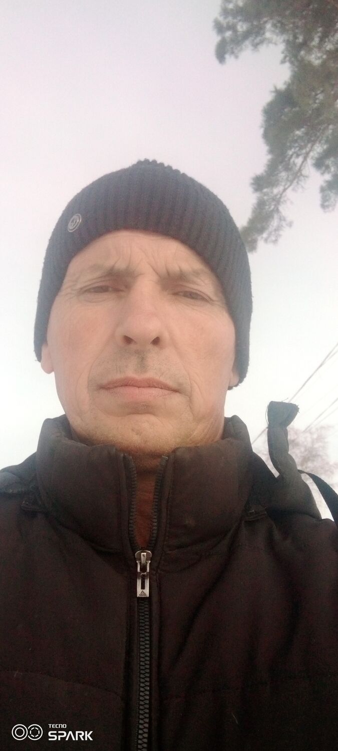  ,   Viktor, 54 ,   ,   