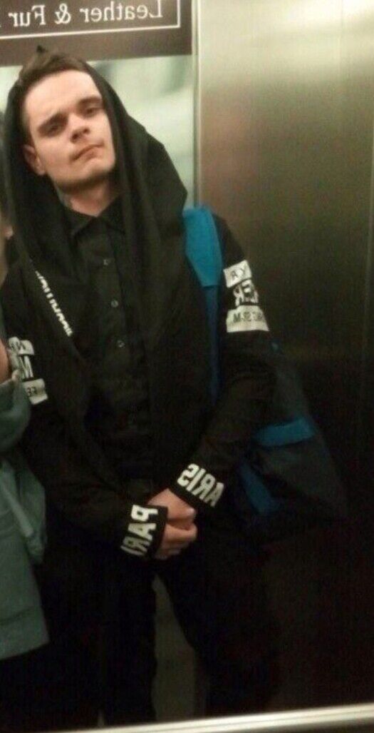  20527421  Felix, 30 ,    