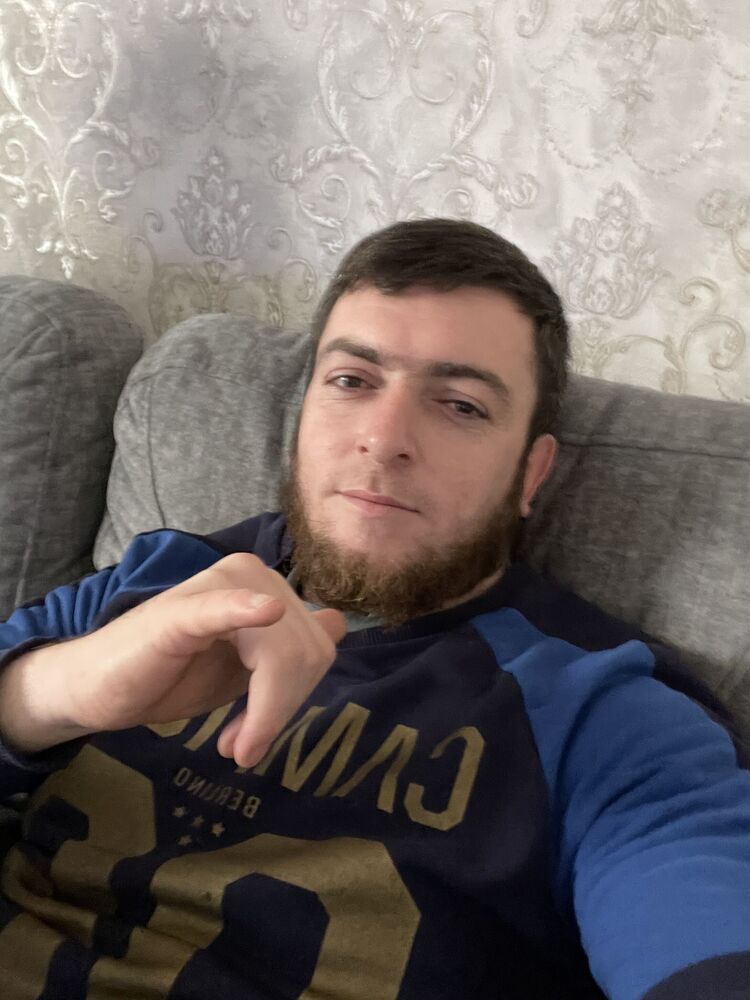  46903641  , 31 ,    