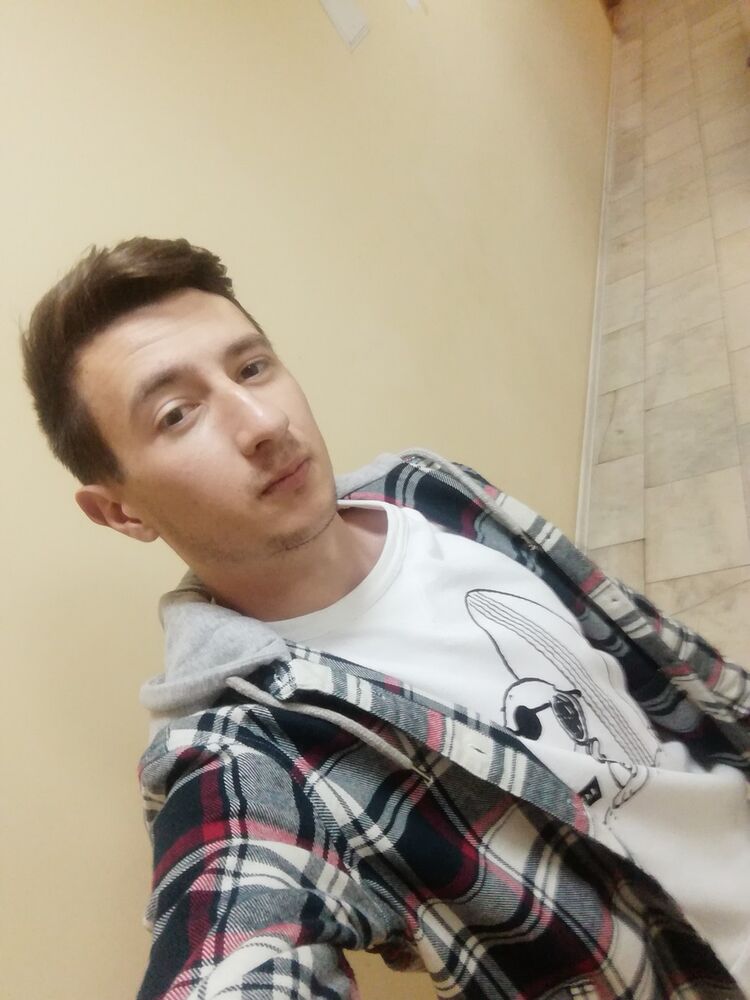  19442781  , 33 ,    