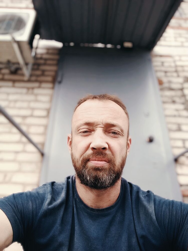  27597921  , 44 ,    