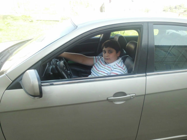  4064161  Valodik, 31 ,    