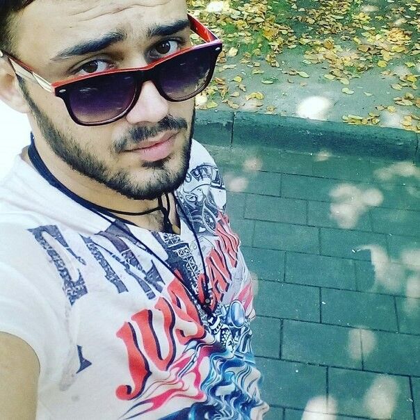  ,   Loky, 35 ,   ,   , c 