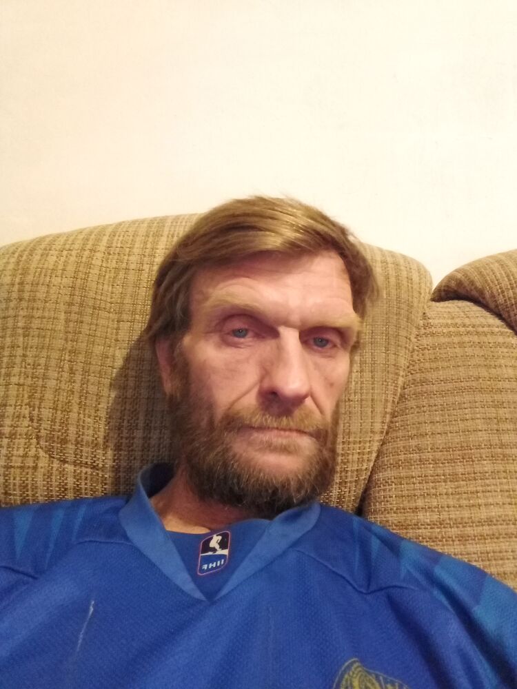  24928201  Oleg, 51 ,    