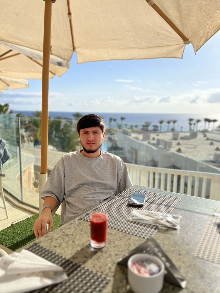  30979541  Ismoil, 29 ,    