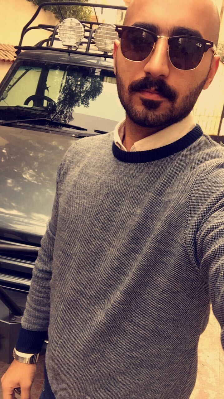 28749841  Moha, 33 ,    