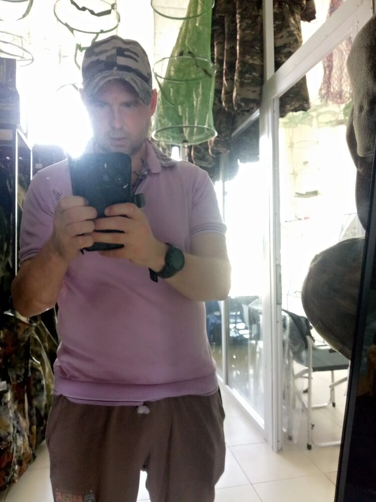  ,   Aleks, 34 ,   ,   