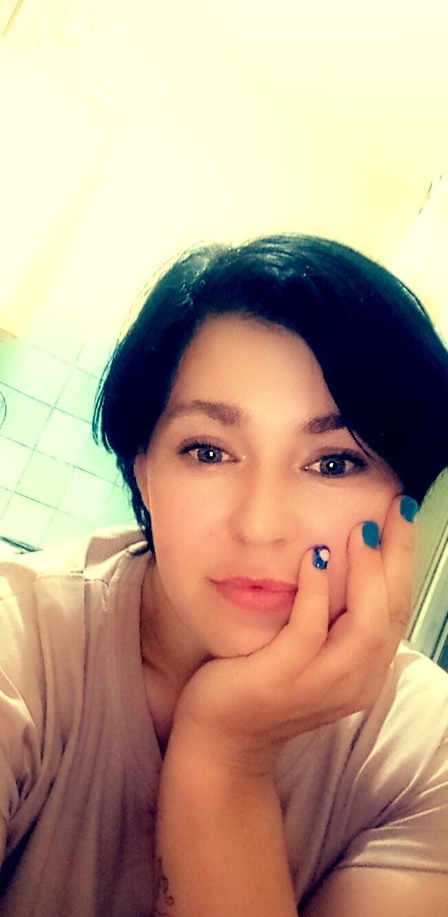  28072301  Anastasia, 27 ,    