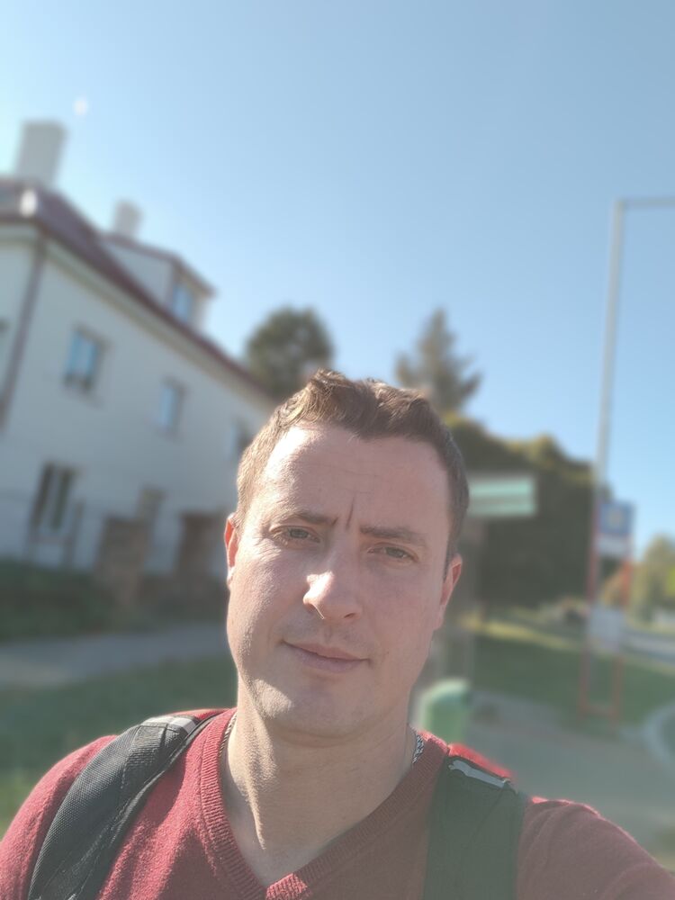  30436751  Alexandr, 41 ,    Praha