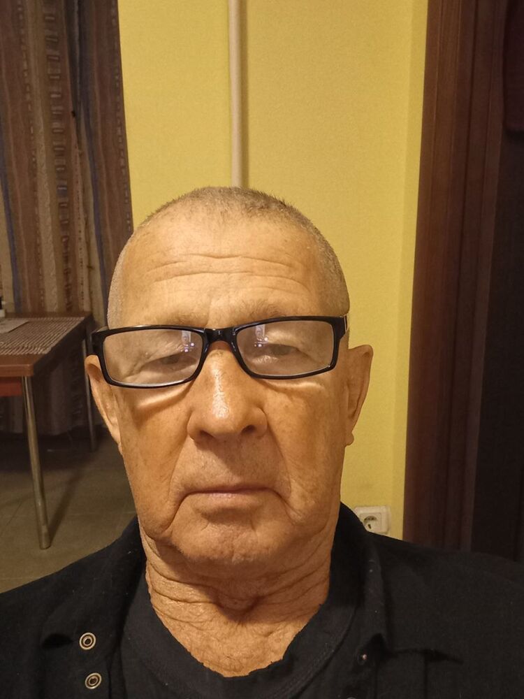  48866021  , 73 ,    -