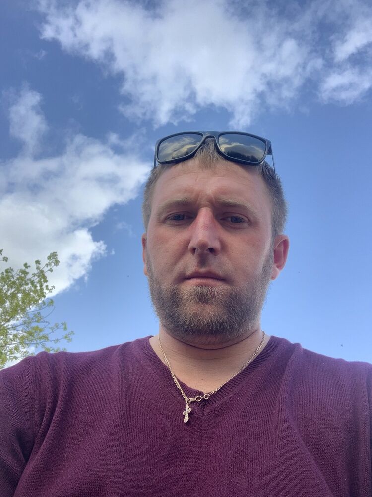  17580561  Vadim, 38 ,    