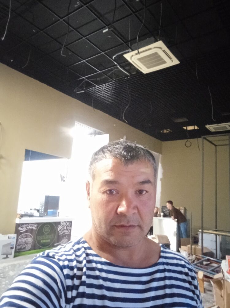  39424241  , 49 ,    