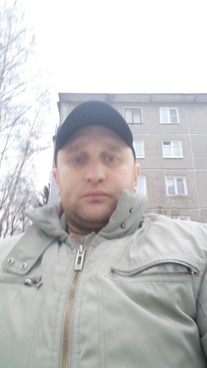  10909641  Sergei, 39 ,     