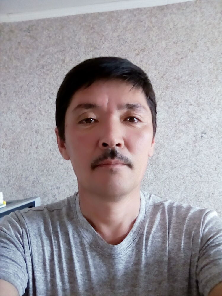  9943821  , 52 ,    