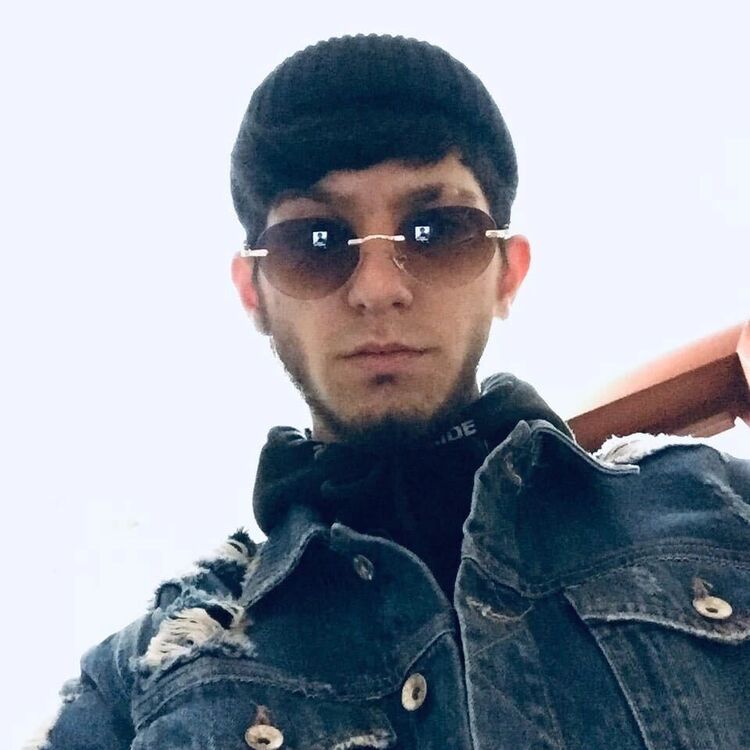  30165481  Azik, 27 ,    