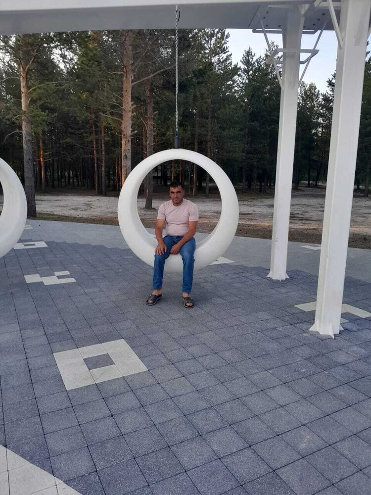  44577181  Armen, 35 ,    