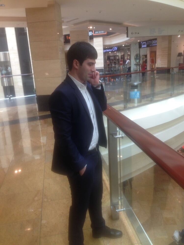  10056151  Ayaz, 32 ,    